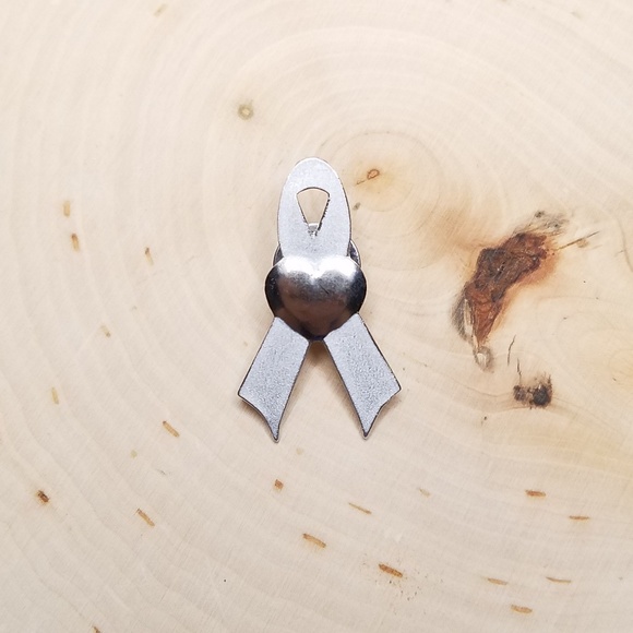 Silver Awareness Ribbon Brain Disabilities Pin - Picture 1 of 5